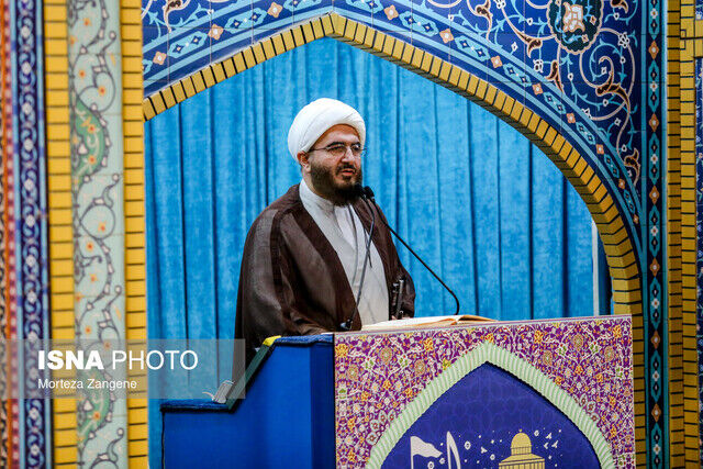 توصیه امام جمعه تهران به صاحبخانه ها در مورد اجاره گرفتن از مردم/پول حاصل از کمیسیون ماده 100 پول کثیفی است
