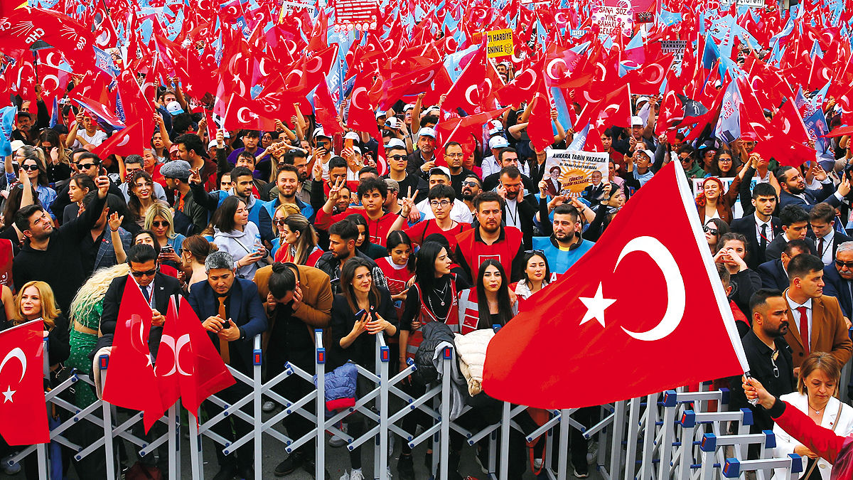 دوئل نابرابر ماشین تبلیغاتی با رای‌دهندگان ترکیه