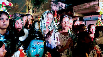 قتل در سایه قانون