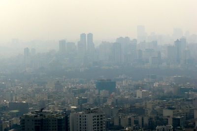 بازگشت آلودگی هوا به تهران/ گروه های حساس مراقب باشند 