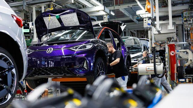 تولید خودرو در این کشور متوقف می شود