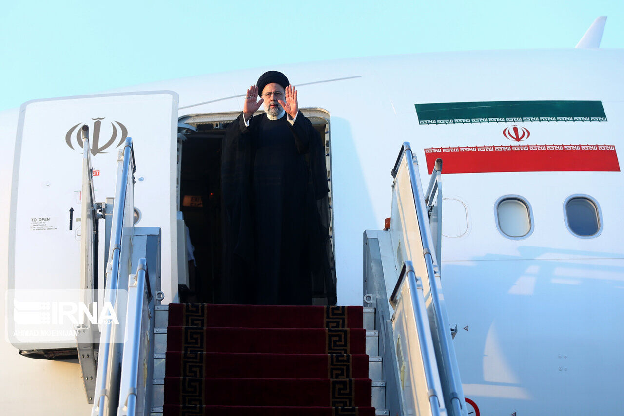 رئیسی کرمان را به مقصد تهران ترک کرد