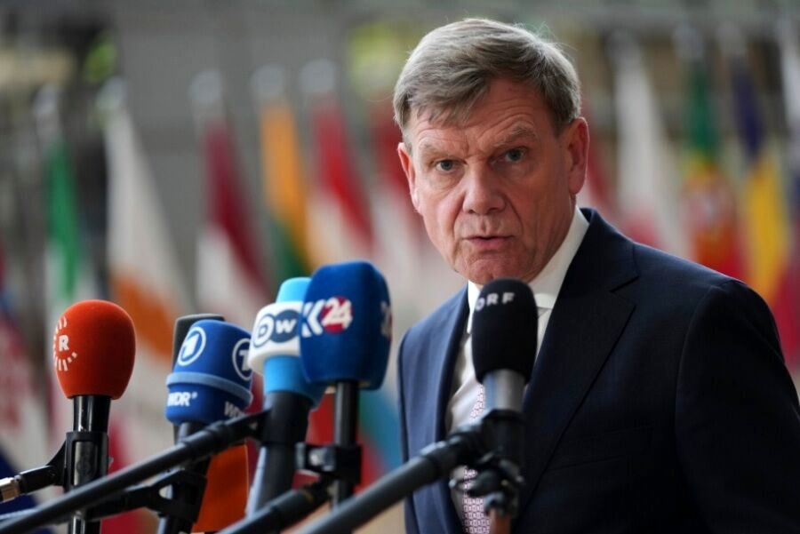 انتخاب سخت اوکراین برای پایان دادن به جنگ / آلمان: ممکن است همه پرسی برگزار شود