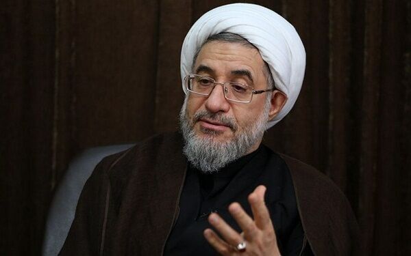 واکنش عضو مجلس خبرگان به ناآرامی های اخیر کشور/ ایمان ما به مظلومیت نیروی انتظامی، سپاه و بسیج بیشتر شد