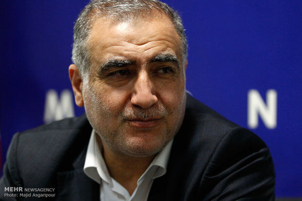 ادعای روزنامه دولت درباره نماینده افشا کننده ماجرای خودروهای شاسی بلند