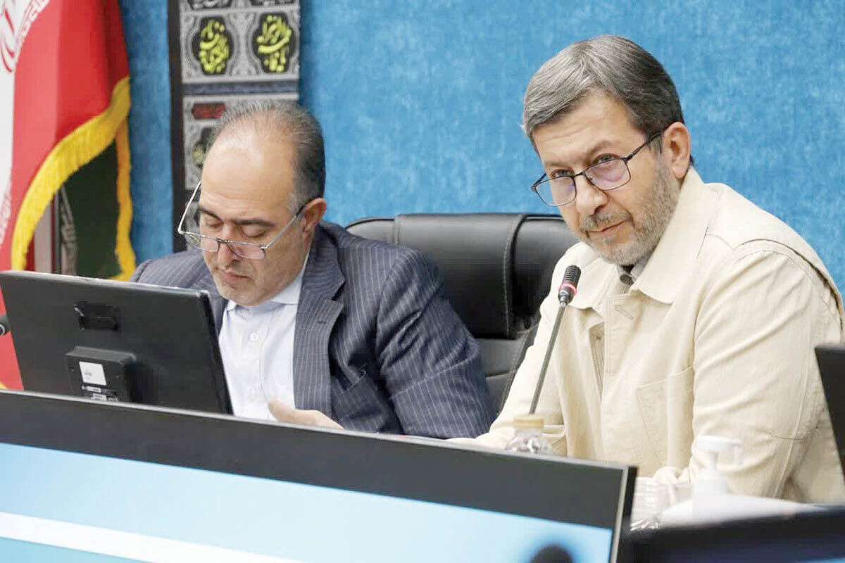 با نگاهی متفاوت  و رویکرد تعامل بین‌نسلی