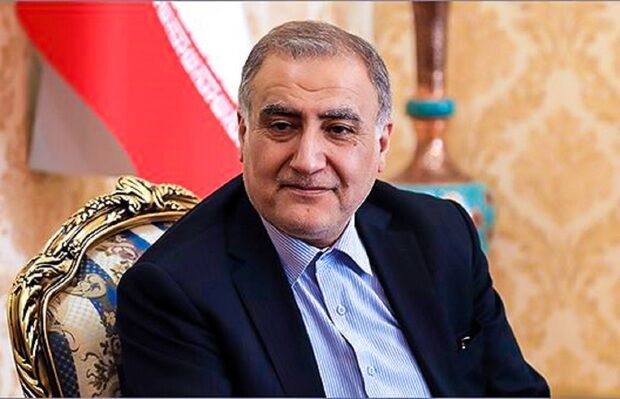 واکنش افشاگر شاسی بلند مجلس به بسته بودن تریبون نطقش / غیرقانونی است