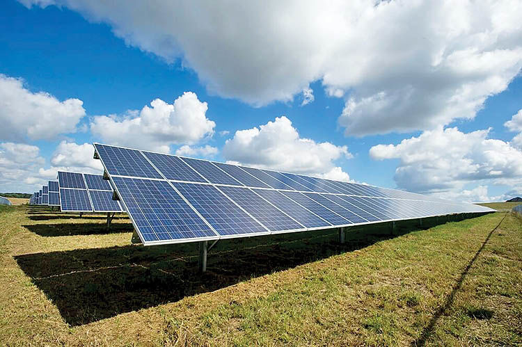 رشد چشمگیر ظرفیت برق خورشیدی در 2019