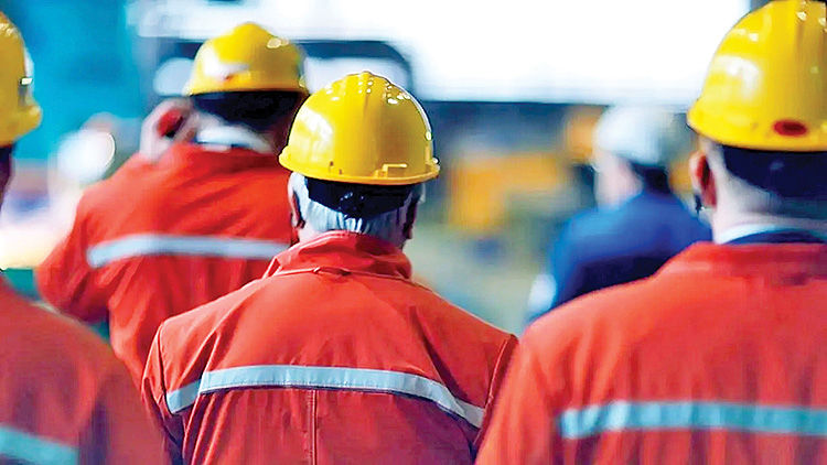 چهار پرده از نااطمینانی صنایع