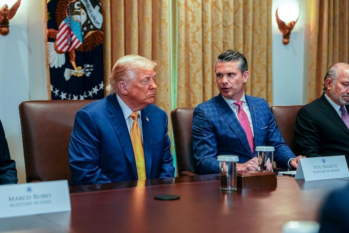 وزیر جنگ ترامپ قاتل است ؟ / پیروی از دستورات توجیه مناسبی نیست