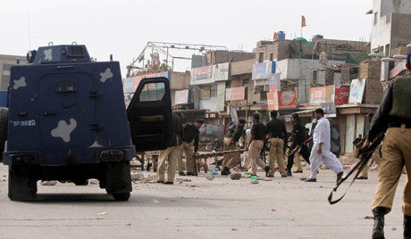 انفجار مهیب نزدیک یک مسجد در پاکستان/ ۳۴ نفر کشته شدند