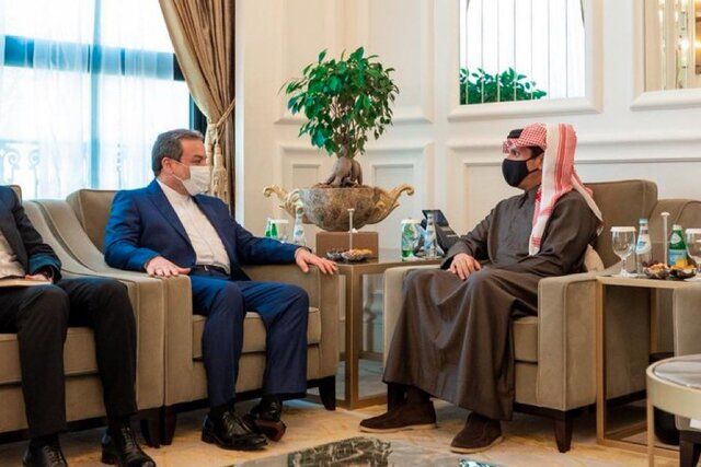 دیدار عراقچی با وزیر خارجه قطر