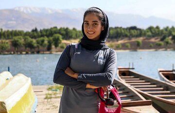 اهدای هدیه مردانه به ورزشکار زن ملی پوش ایران+ عکس