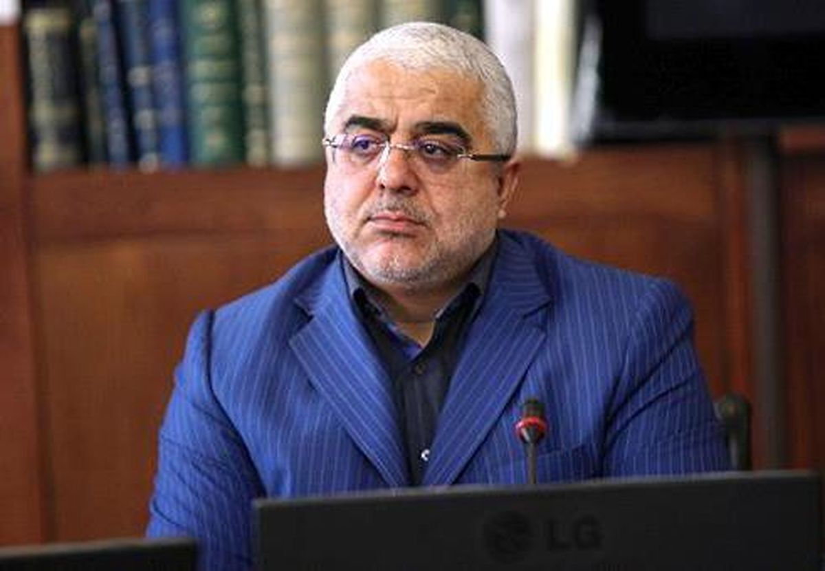 جعفرزاده ایمن‌آبادی: افرادی که می‌گویند جنگ، در این 47 الی 48 سال یک چَک برای نظام و انقلاب نخورده‌اند!