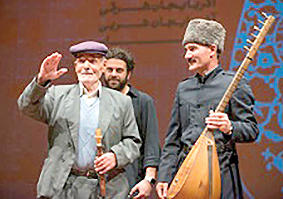 باربری نوازنده 70 ساله موسیقی نواحی در میانه