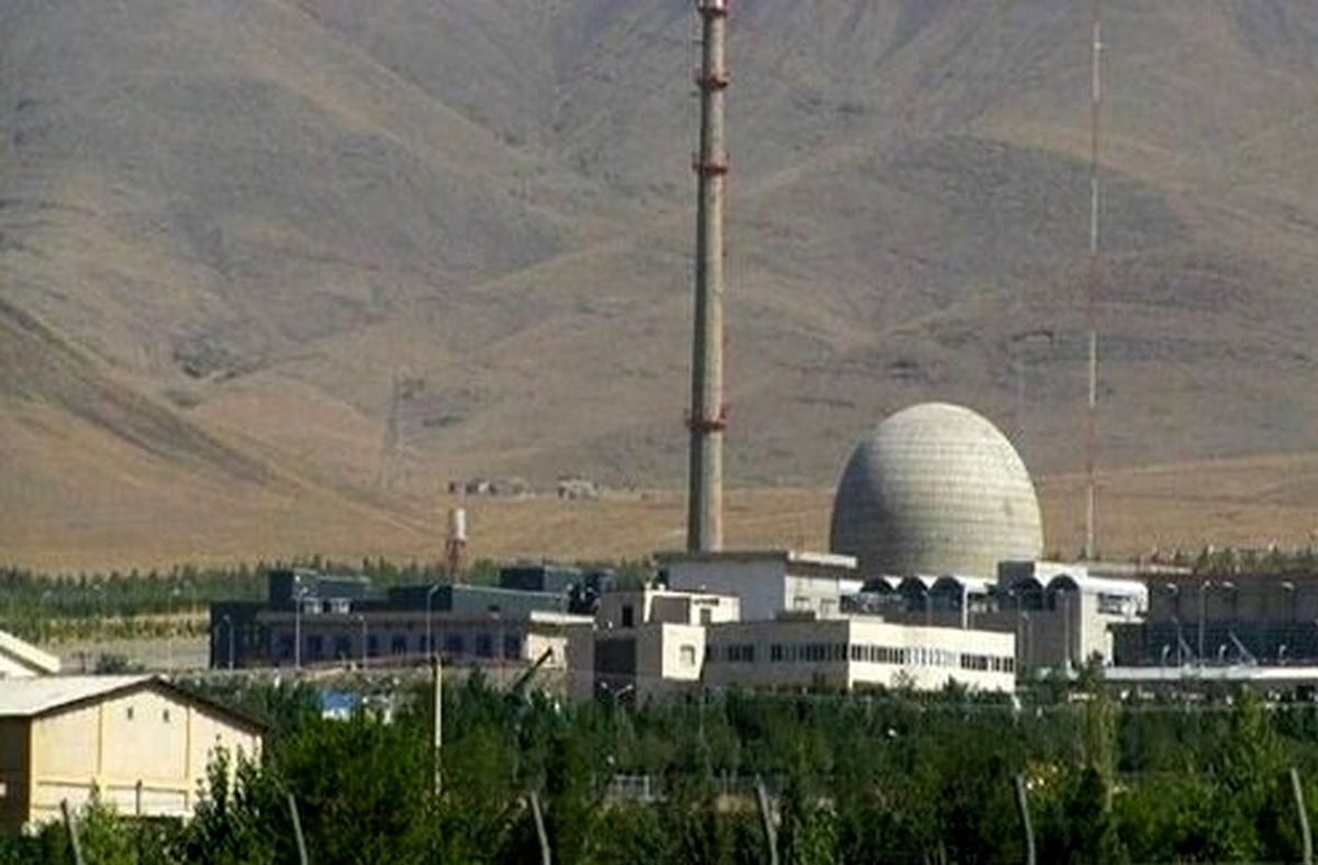 نخستین تصویر از برخورد موشک به سایت هستهای نطنز + فیلم