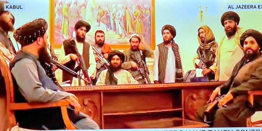 اقدام آمریکا علیه طالبان