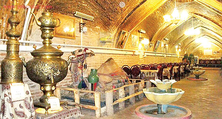 مصائب رستوران‌های تو راهی