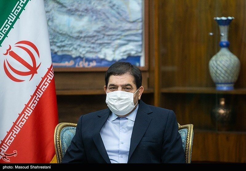 بازدید مخبر از میدان عرضه گوشت و مرغ بهمن