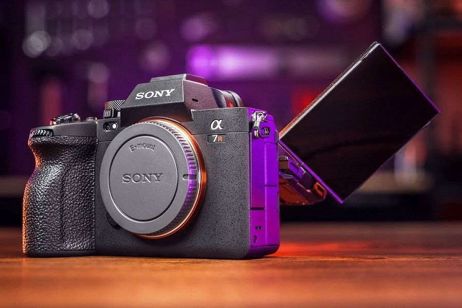 دوربین سونی Sony A7R V؛ تجربه عکاسی با هوش مصنوعی