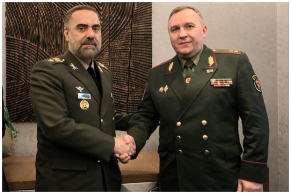 دیدار و رایزنی وزرای دفاع ایران و بلاروس / تاکید بر اجرای موافقت‌نامه‌های نظامی