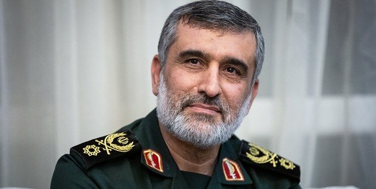 سردار حاجی‌زاده رأی خود را به صندوق انداخت