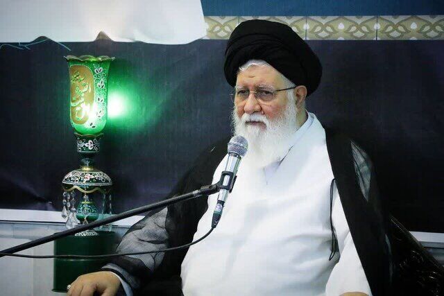 اگر امام حسین برای ما تبدیل به تشریفات شود بدبخت می‌شویم