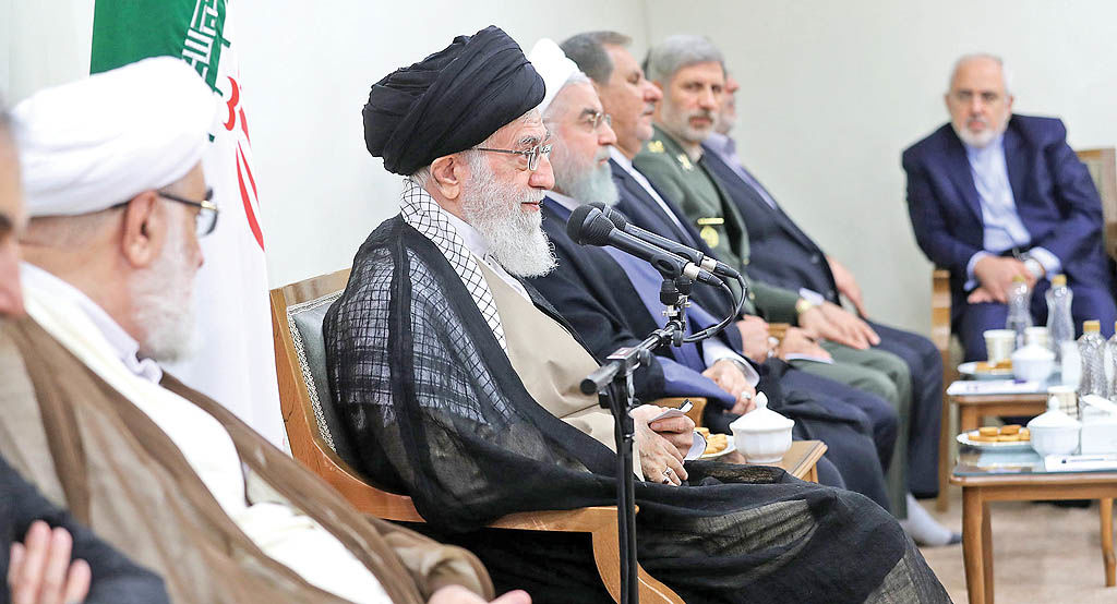 جلسه «سوال» از رئیس‌جمهور نمایش اقتدار جمهوری اسلامی ایران بود