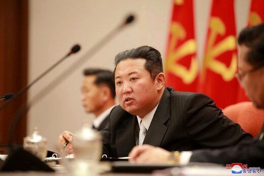 انتشار تصاویر جنجالی از راه رفتن رهبر کره شمالی