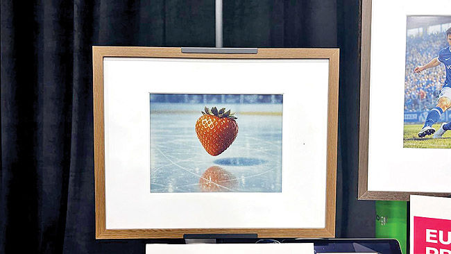 خلق تابلوی نقاشی منحصربه‌فرد در منزل