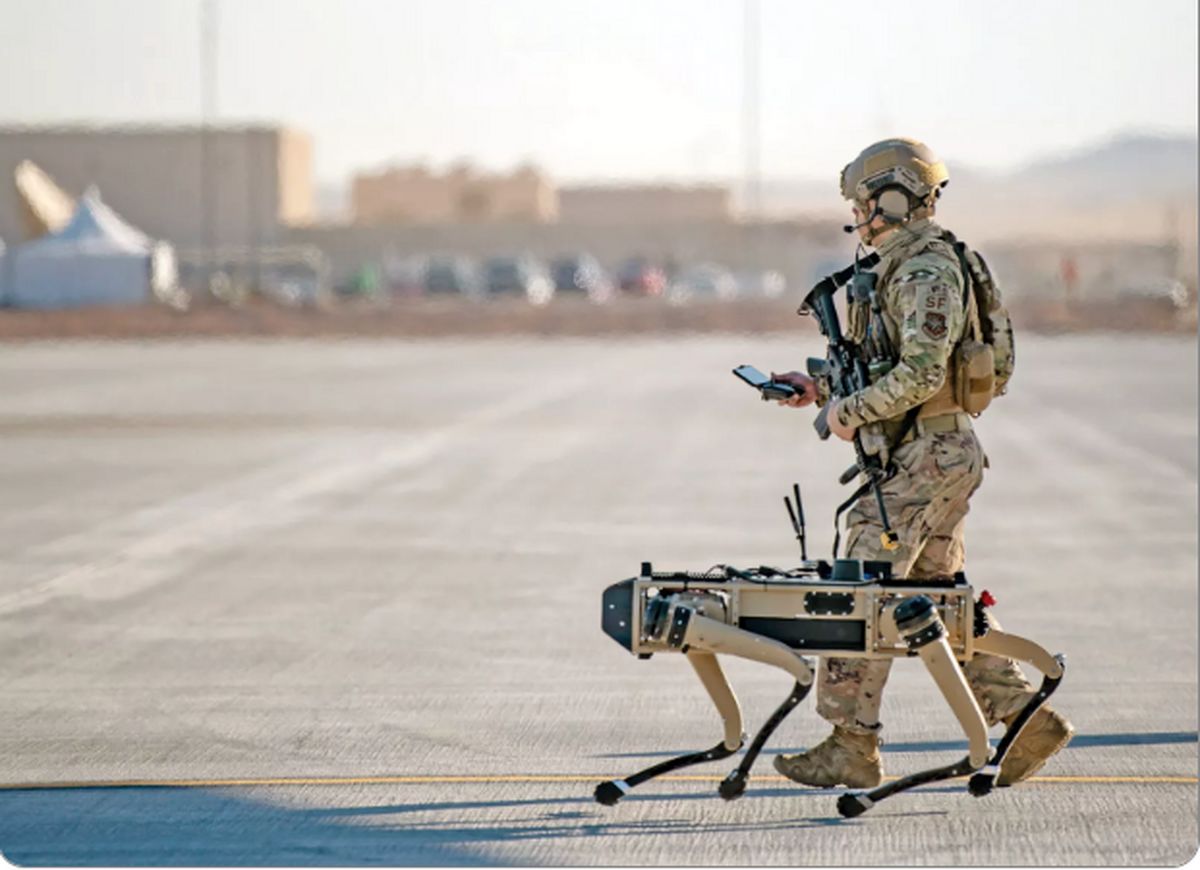 مقام بلندپایه نظامی خبر داد: استفاده از هوش مصنوعی در تجهیزات ارتش ایران