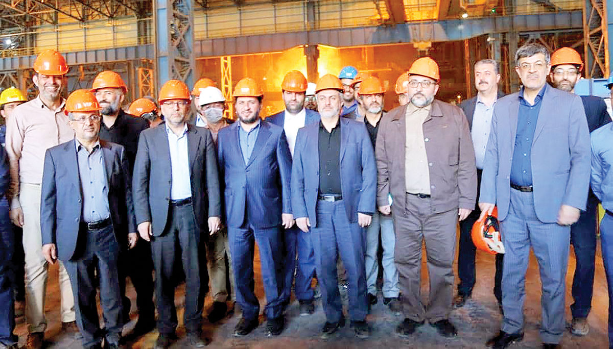 وزیر صمت از مجتمع صنعتی چادرملو و فولاد ارفع بازدید کرد
