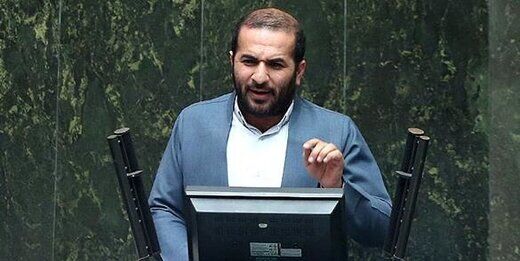 انتقاد نماینده اهل سنت از تعطیل شدن نقد درون گفتمانی