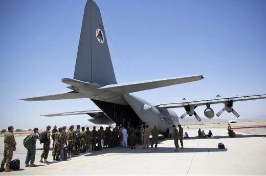 آمریکا پایگاه بگرام را به نیروهای افغانستان تحویل داد