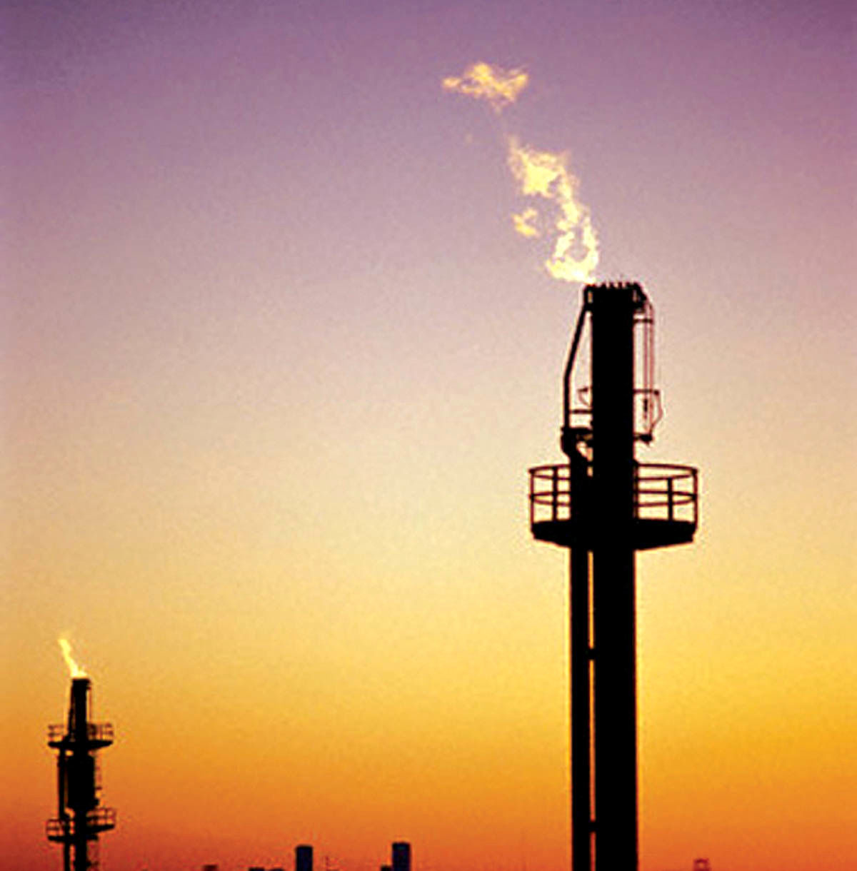 آغاز ذخیره‌سازی گاز طبیعی از سال 87