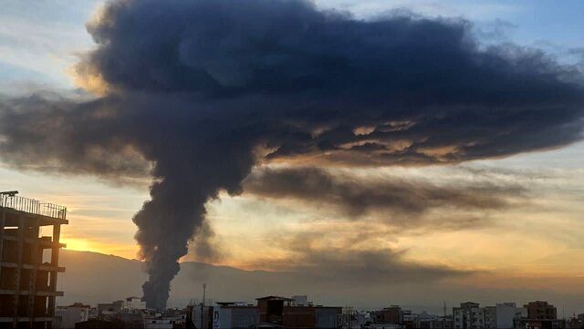 اطلاعیه مهم در پی حریق شرکت لبنیاتی کاله/  یک روستا تخلیه شد