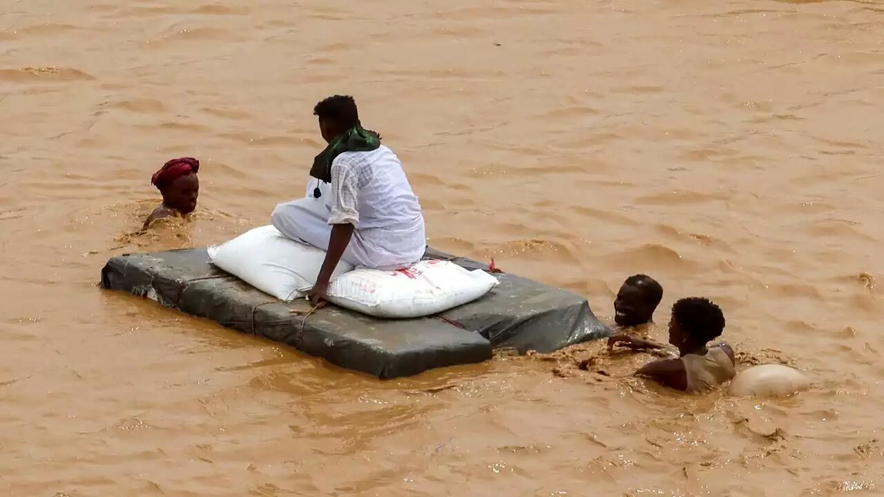 زندگی بیش از یک میلیون نفر در این کشور مختل شد