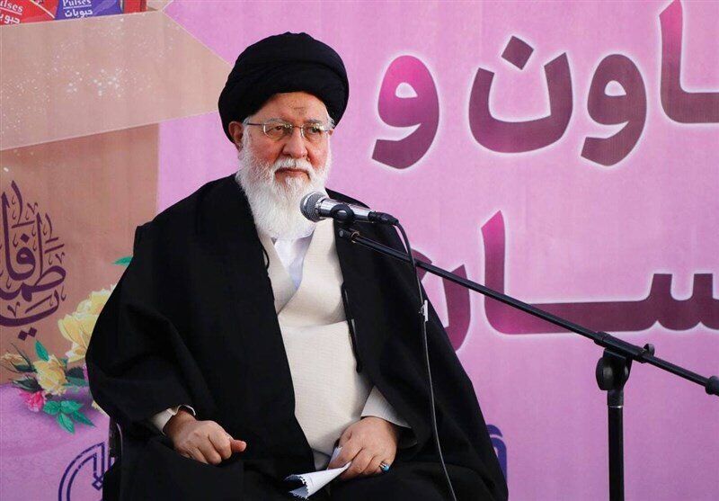 علم الهدی: کسانی که پای صندوق رای نمی‌آیند، به آمریکا و اسرائیل رای می دهند