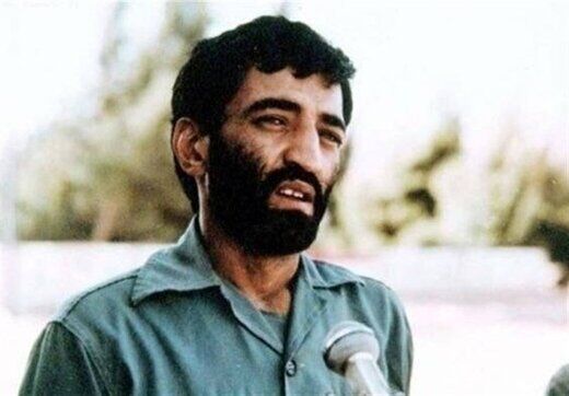 احمد متوسلیان هنگام اسارت خود را چه کسی معرفی کرد؟