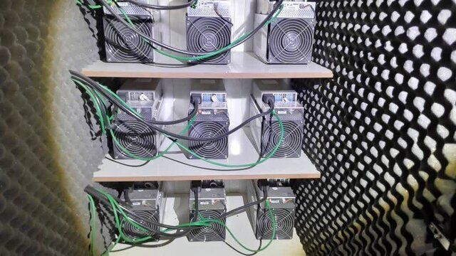 صرفه‌جویی معادل مصرف یک شهرک مسکونی با توقیف ۶۰۷ دستگاه ماینر در تبریز