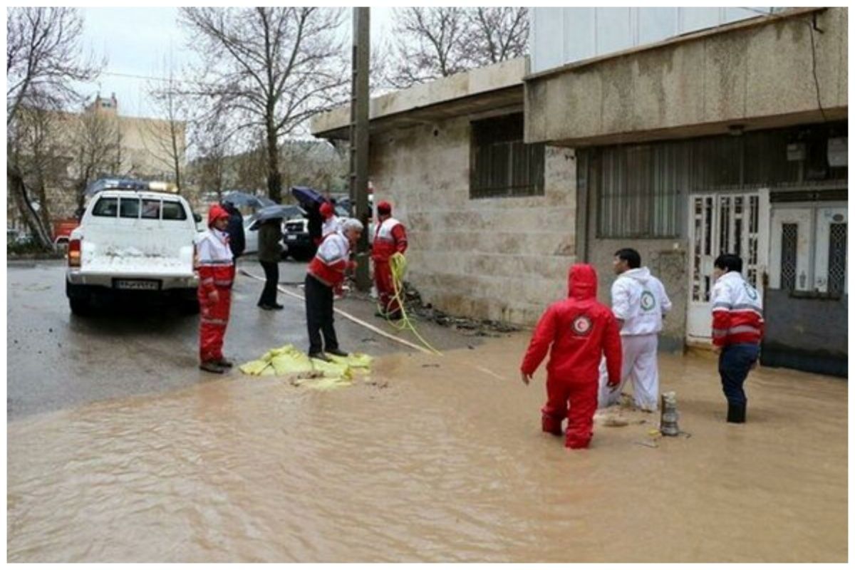 وقوع سیلاب در نقاطی از این استان در پی بارش شدید باران