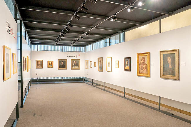 نمایشگاه آثار هنری خلیل جبران در شارجه