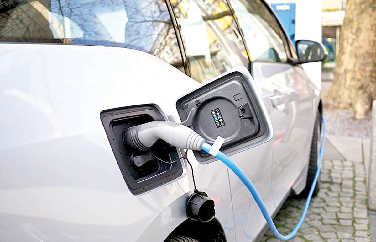 تفاوت قیمت سوخت در خودروهای برقی و بنزینی