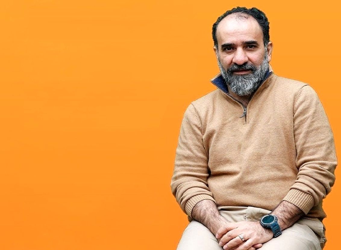 رضا امیرخانی سقوط کرد/ آخرین خبر از وضعیت جسمی نویسنده معروف