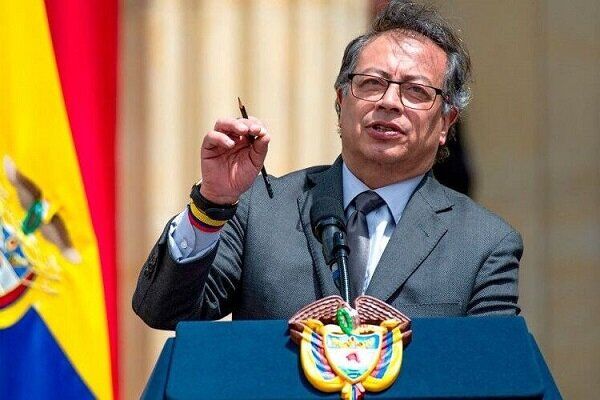 خشم شدید رئیس جمهور کلمبیا از عملیات جدید پنتاگون/ ترامپ فردی وحشی است