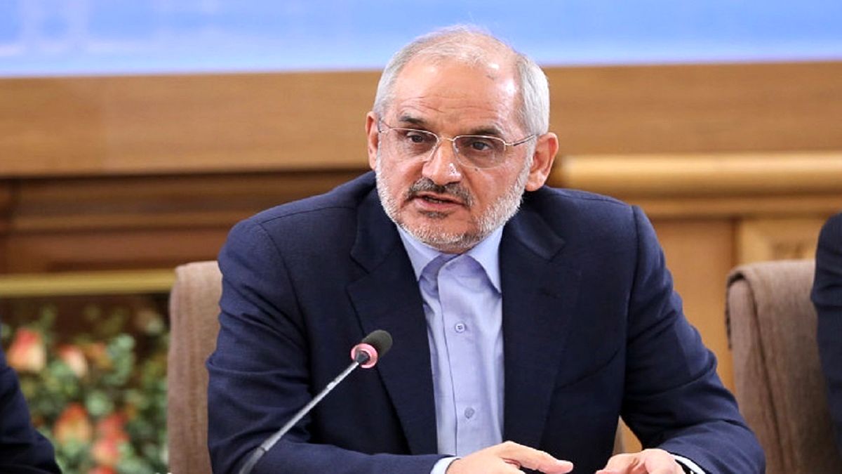 بنزین خودروهای لوکس گران می‌شود؟/ توضیحات رئیس دفتر پزشکیان از اصلاح قیمت بنزین