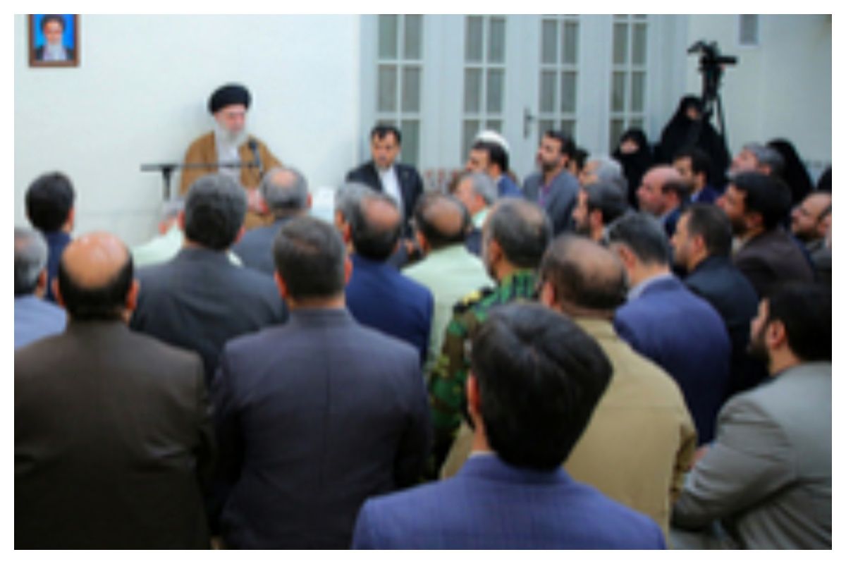 رهبر انقلاب در دیدار دست‌اندرکاران کنگره بزرگداشت شهدای استان تهران چه گفتند؟