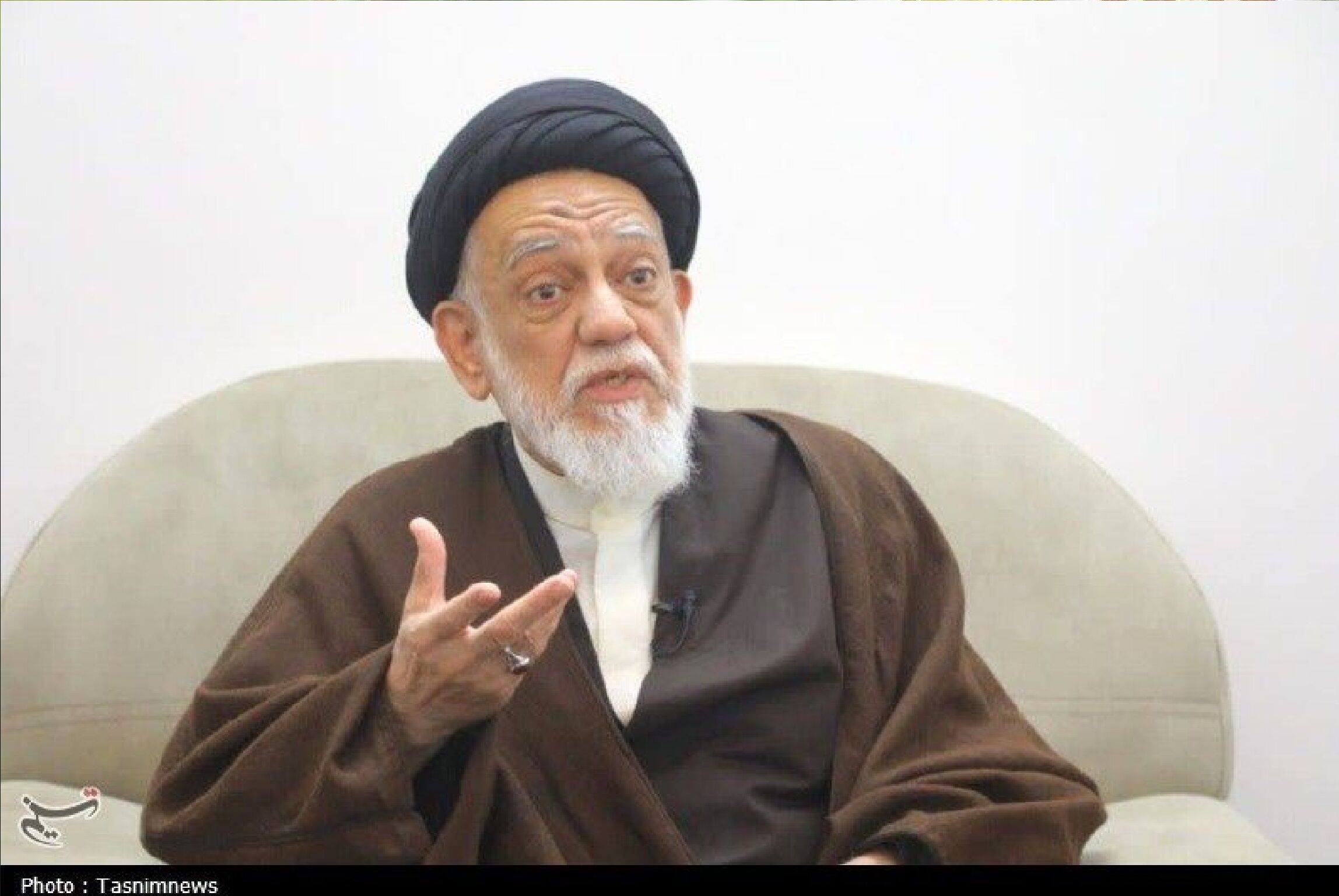 واکنش یکی از مراجع نجف به تهدیدات علیه رهبر انقلاب از سوی ترامپ