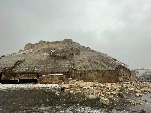 خسارت سنگین زلزله ترکیه به یک قلعه تاریخی+ عکس