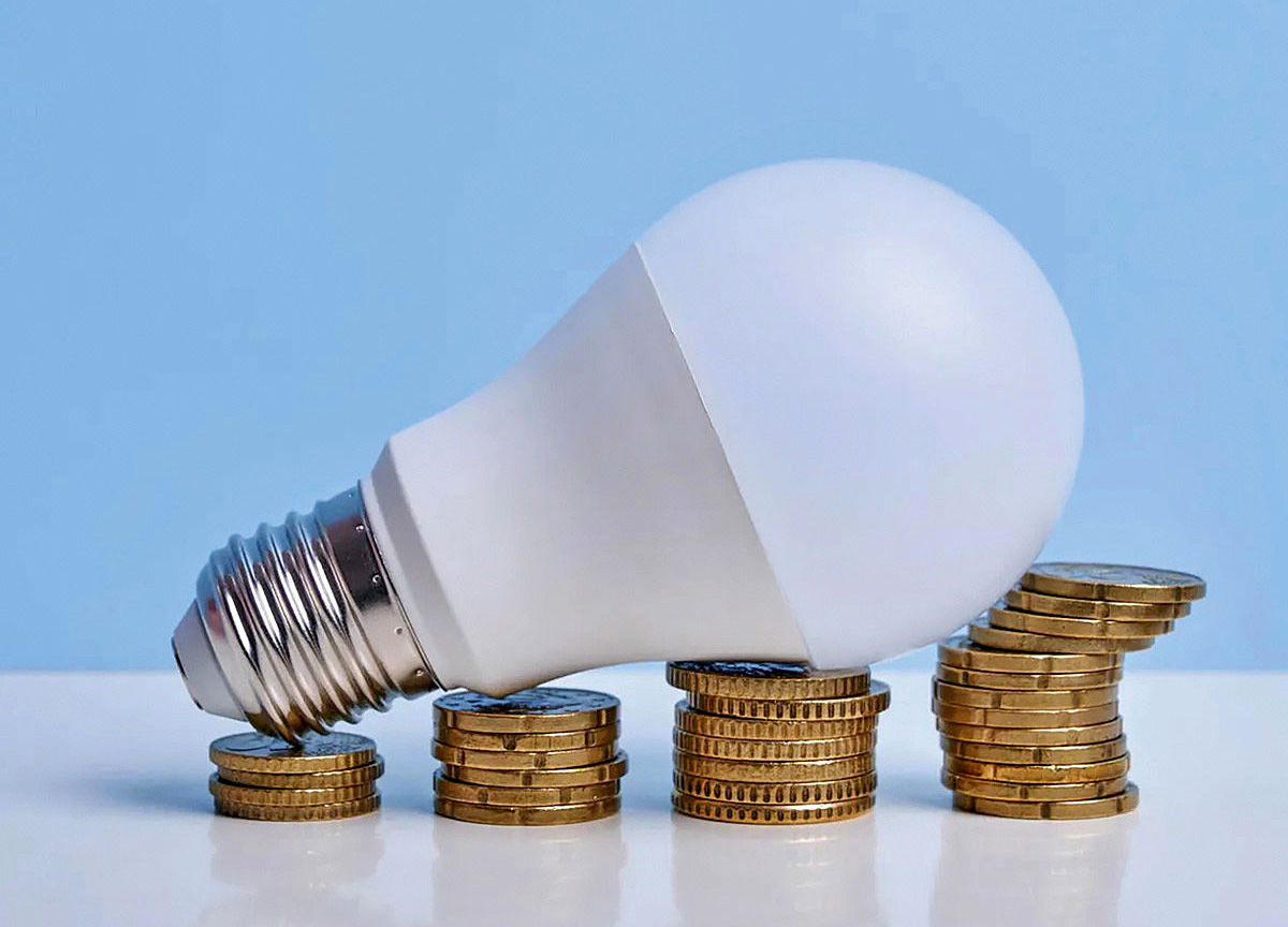 بنزین در تله سیاستی